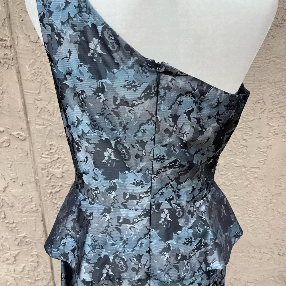 David Meister One-Shoulder Floral Gown with Peplum - Size 6 - Picture 2 of 8